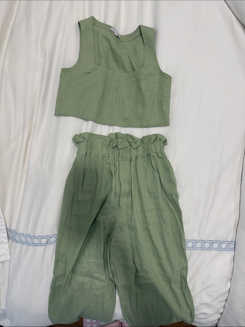 Gianni Bini Sage Green Cropped Tank & Paperbag Waist Pants Set